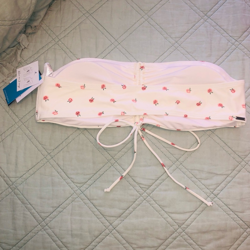 O’Neill floral bikini top (XXL) - Picture 5 of 6